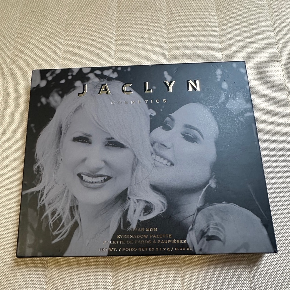 Jaclyn Cosmetics Eyeshadow Palette